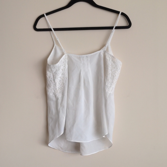 ARITZIA Talula White Waverly Blouse - Picture 7 of 7